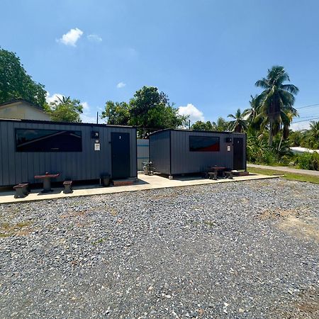 Padang Besar Gray Cabin Exterior foto
